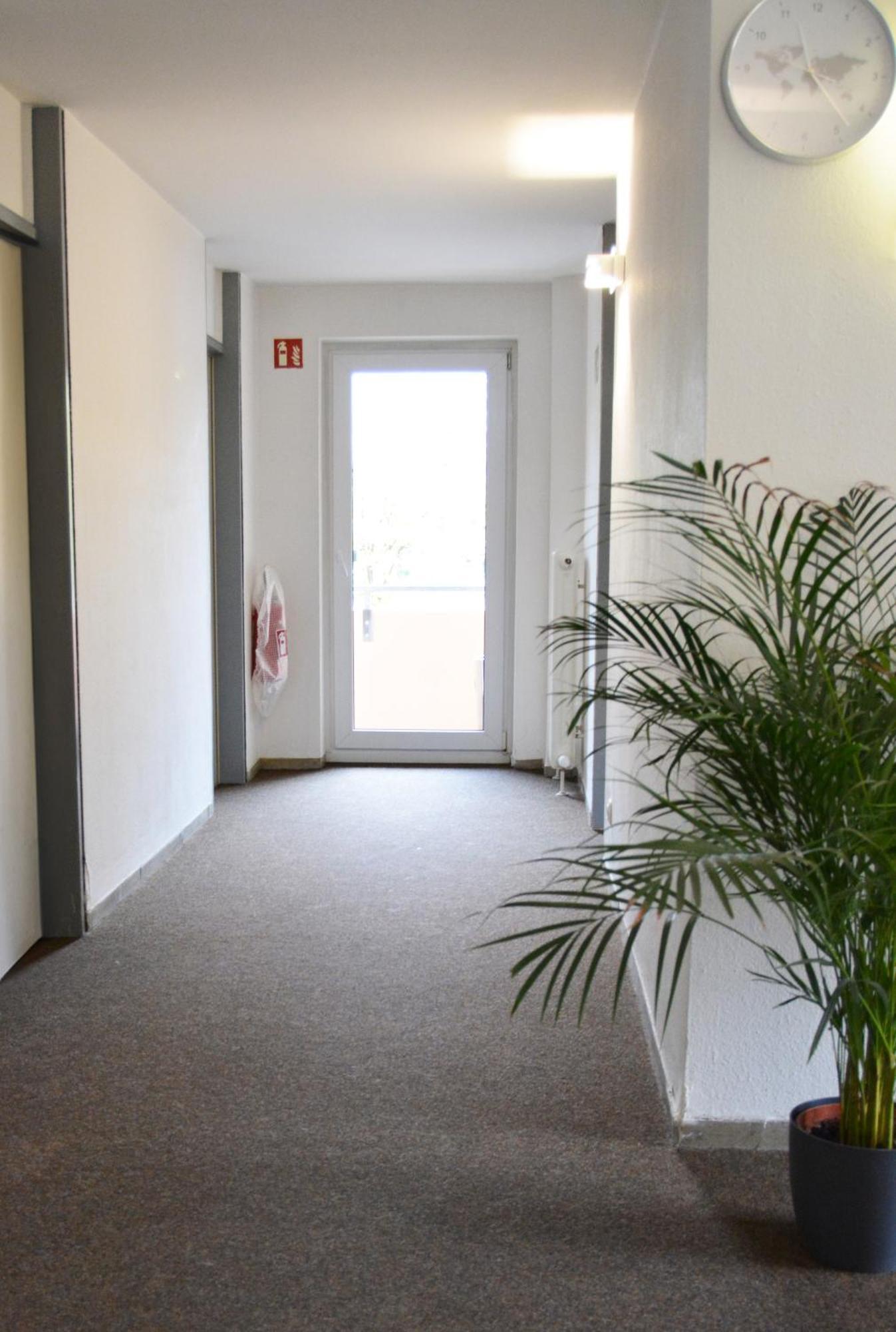 1, 2, Sleep Hostel Nuernberg Messe Exterior photo