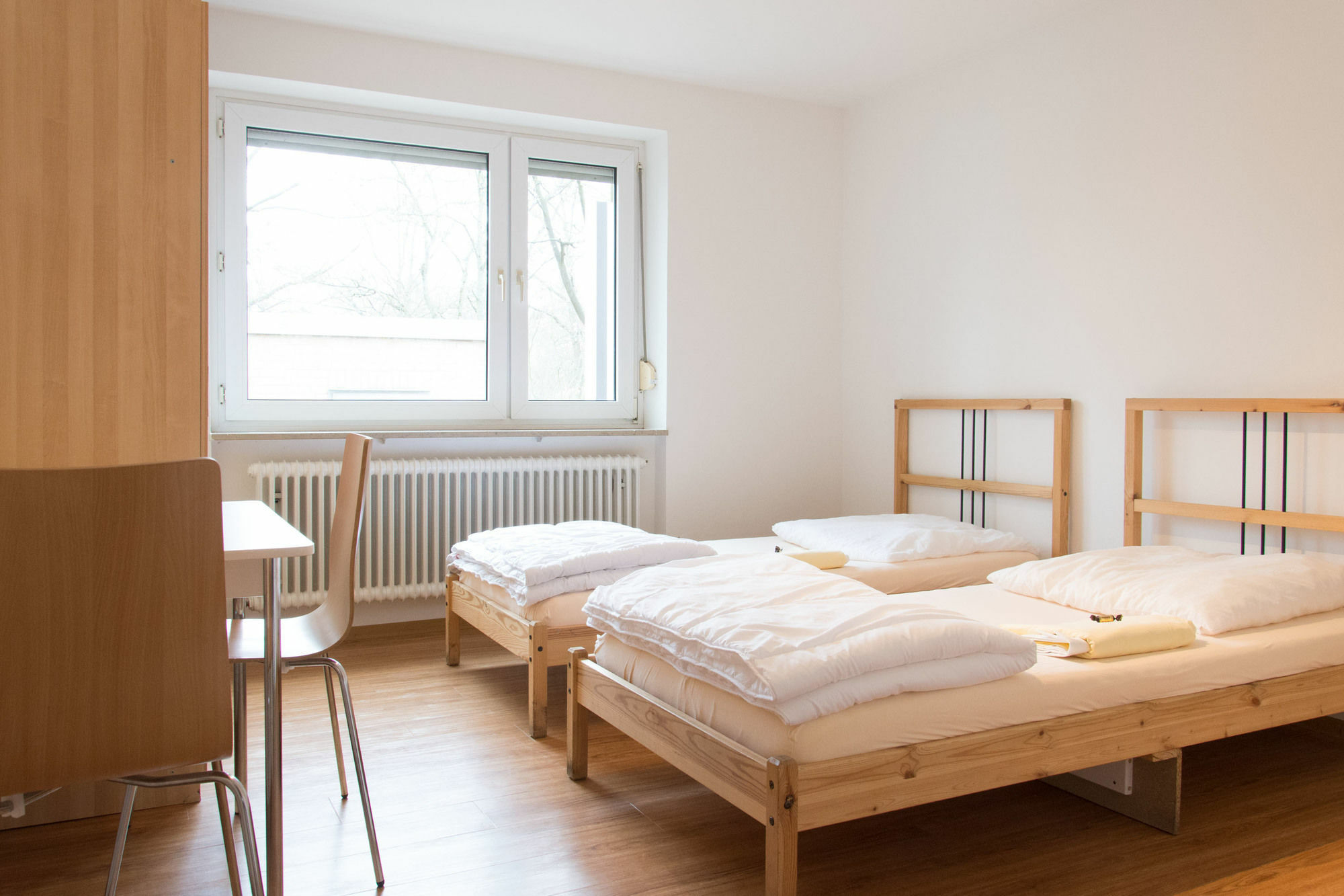 1, 2, Sleep Hostel Nuernberg Messe Exterior photo