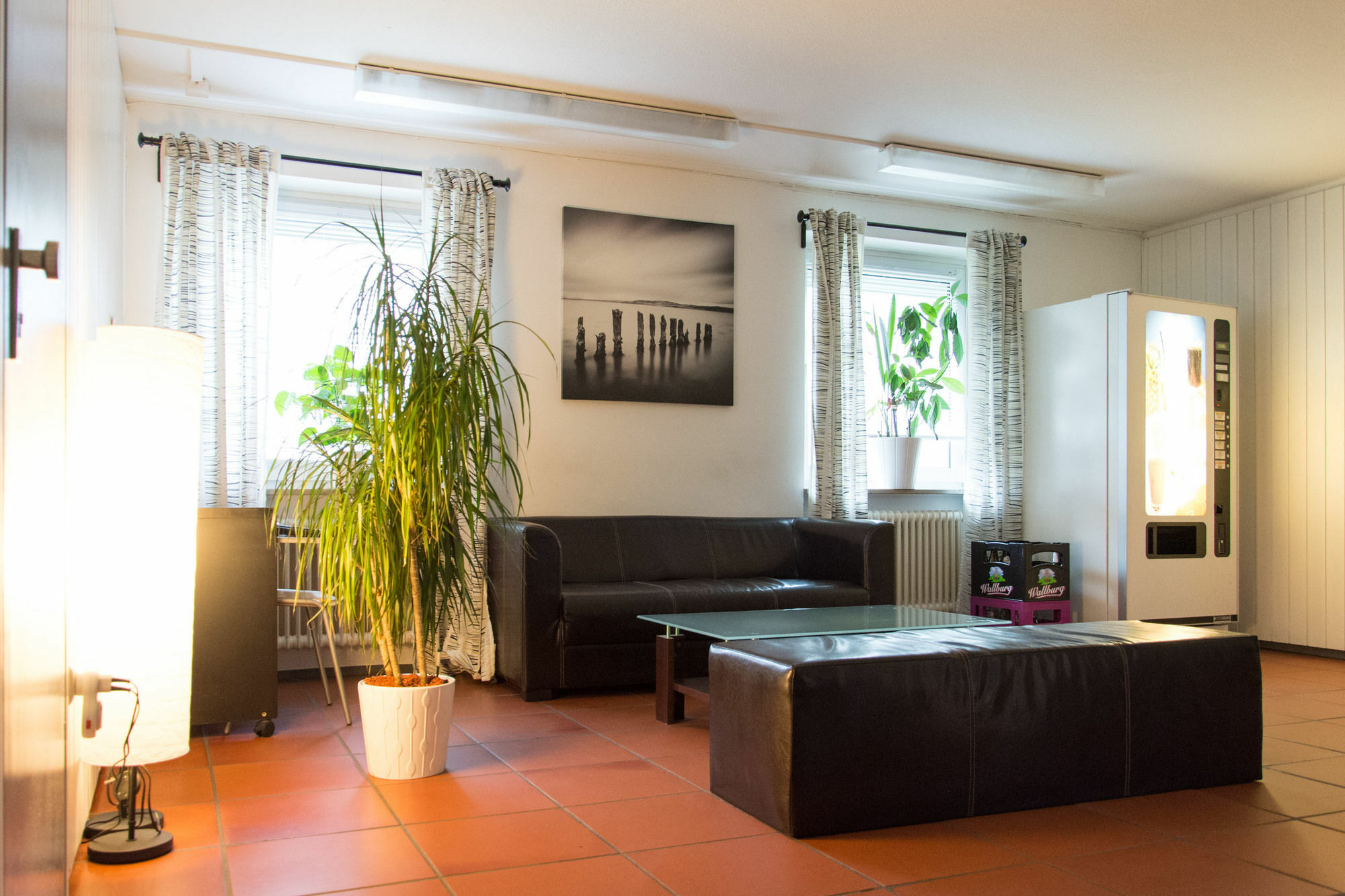 1, 2, Sleep Hostel Nuernberg Messe Exterior photo